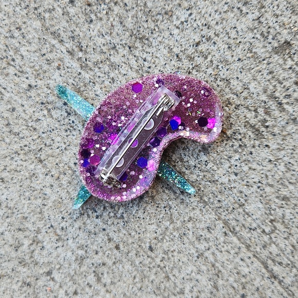 atomic resin brooch - Picture 4 of 7